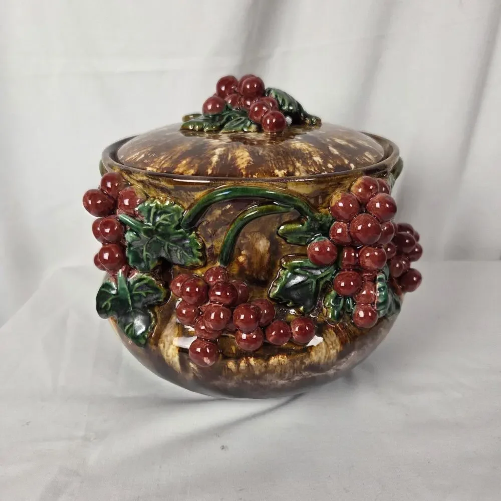 Vintage Austrian Majolica Biscuit Cookie Jar Ceramic 3D Grape Leaves Currants